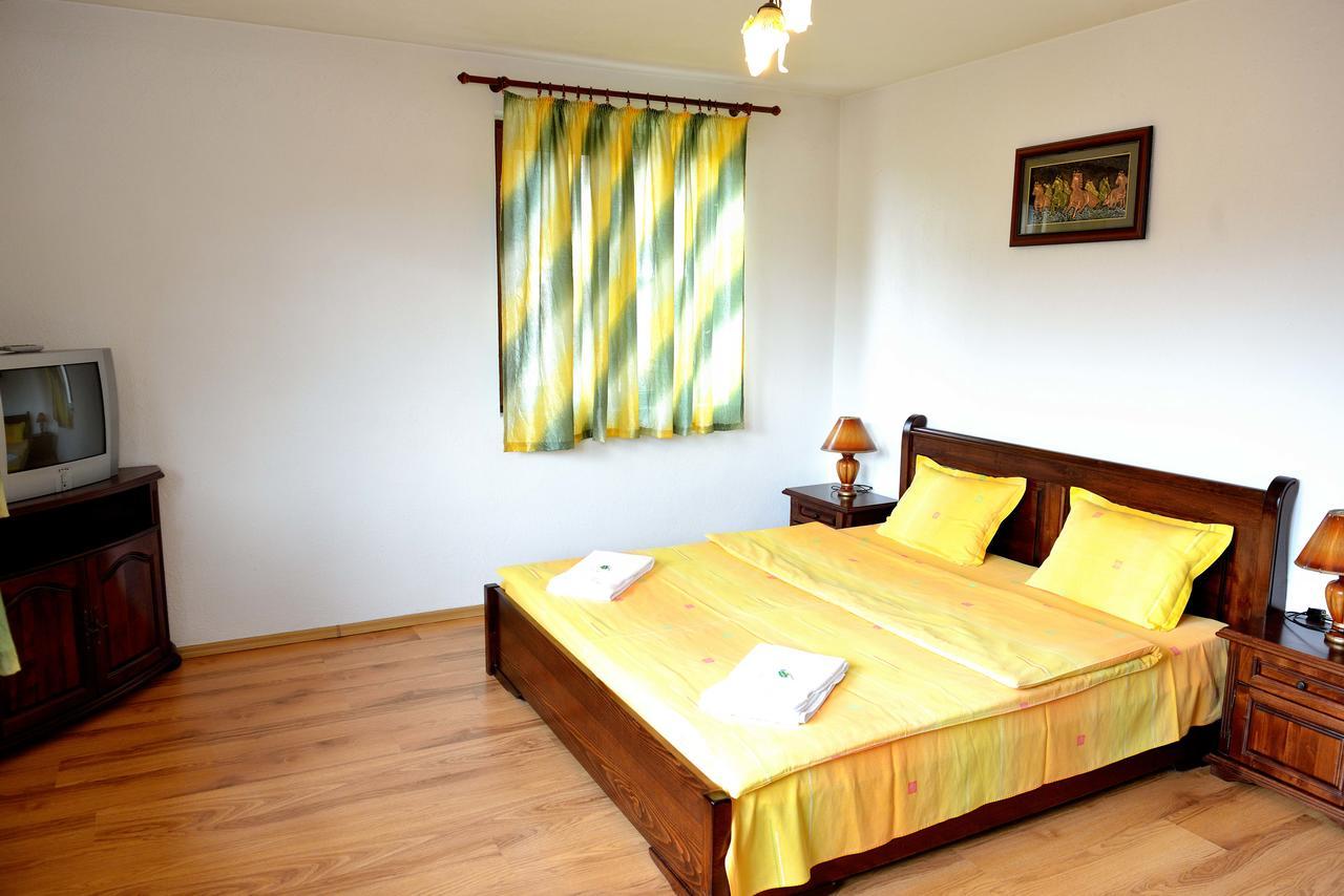 Guest House Mavrudieva Koprivshtitsa Luaran gambar